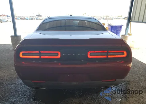 2020 Dodge Challenger Sxt z USA, uszkodzony, nr VIN 2C3CDZAG0LH206862